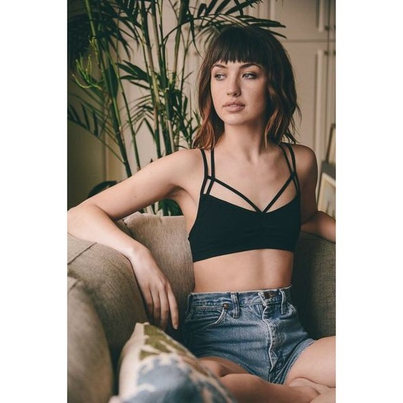 Double Criss Cross Strappy Bralette - Picture 2 of 4